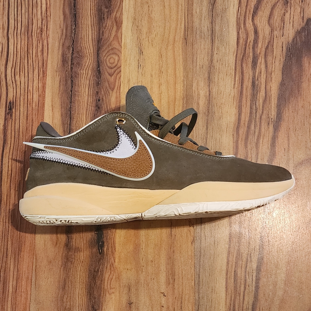 Nike LeBron 20 Olive Green Mens Size 12